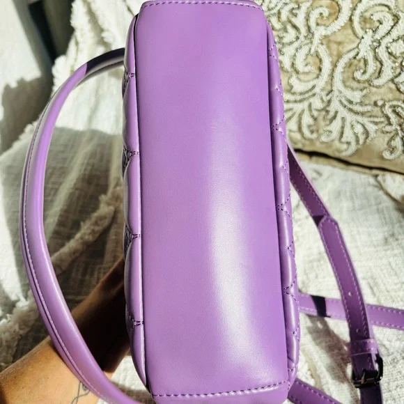 Betsey Johnson Lavender Quilted Heart Crossbody Bag with Silver Heart Clasp - Picture 8 of 10